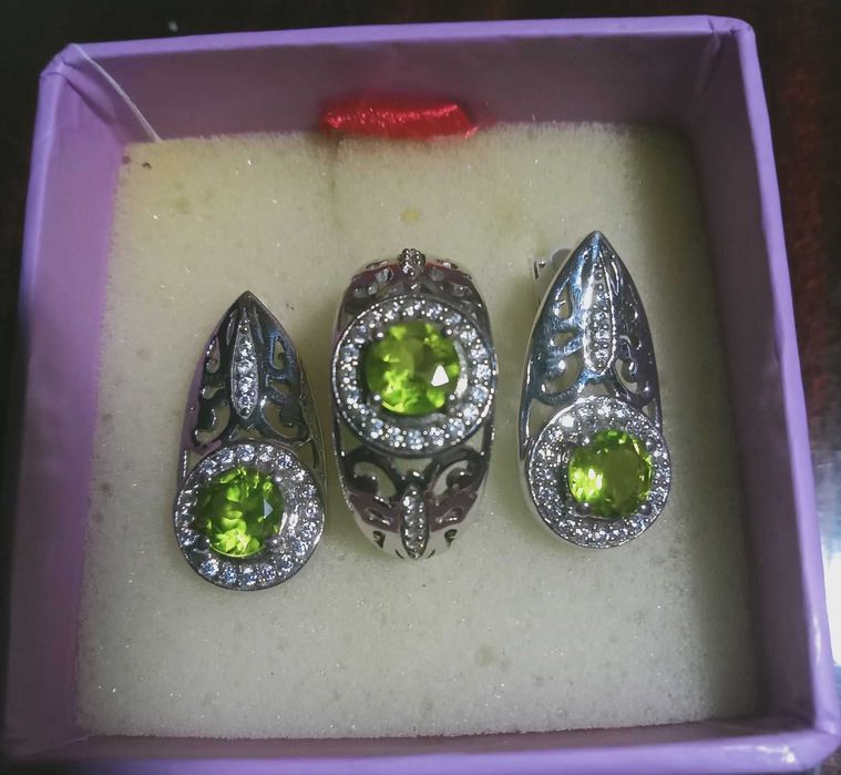 Набор серебро 925, с турецкими султанитами