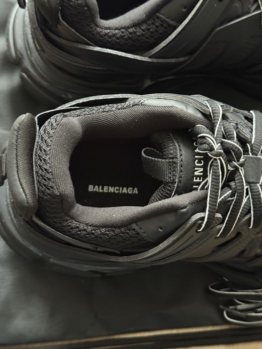 balenciaga track black 42