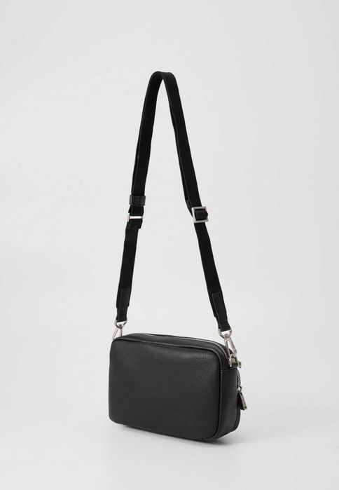100% ОРИГІНАЛ Calvin Klein raised crossbody bag NEW сумка чорна