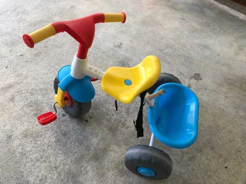 triciclo para criança com pedais