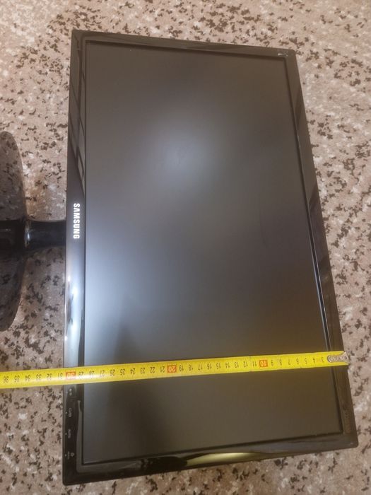 Продаю монітор Samsung S22D300NY