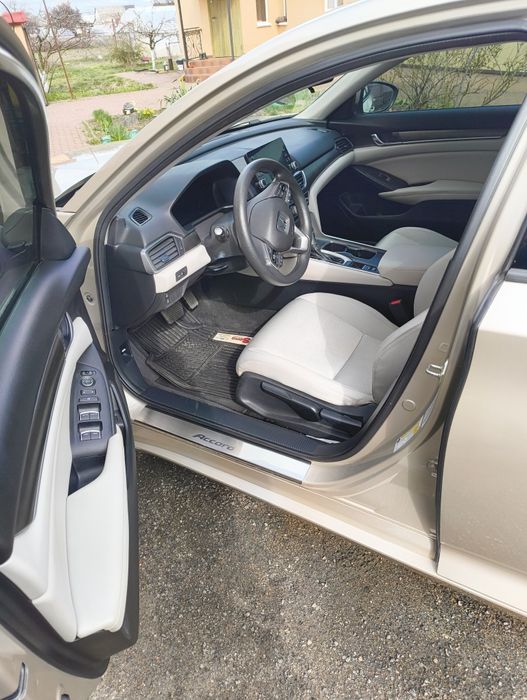 Honda accord 10 x