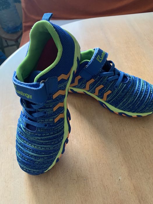 Яркие Кроссовки Kastinger 37 р