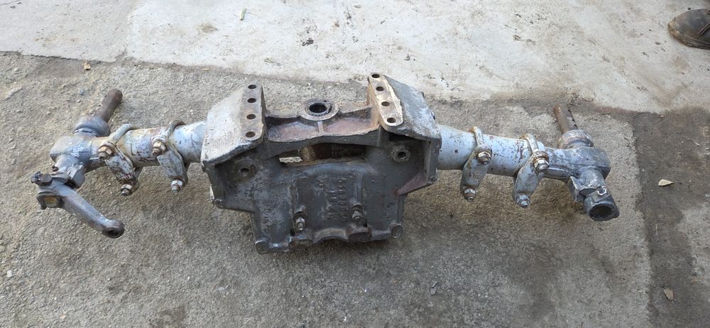 Przednia os płaska okragła ursus C-360 c 355