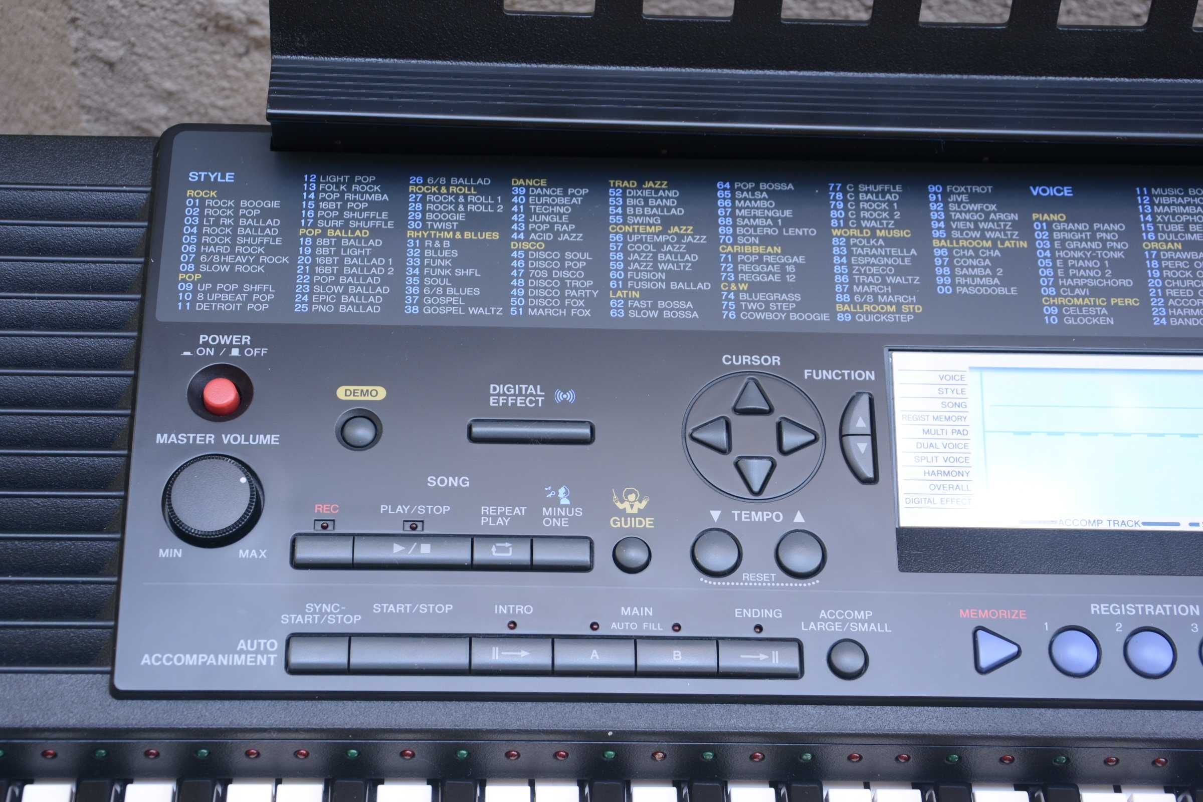 Yamaha PSR-420 keyboard