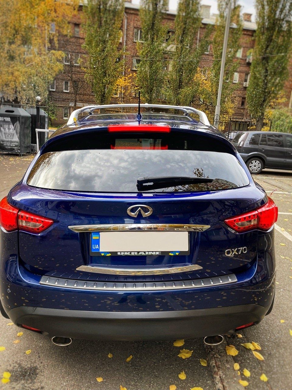 Продам свой автомобиль Infiniti QX70