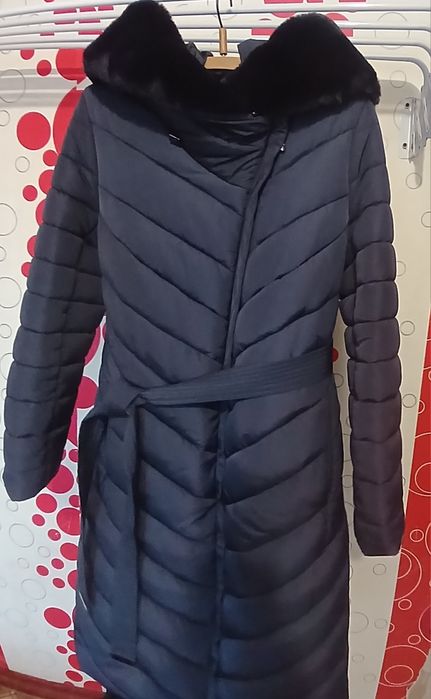 Зимнее пальто в идеальном состоянии 50 р