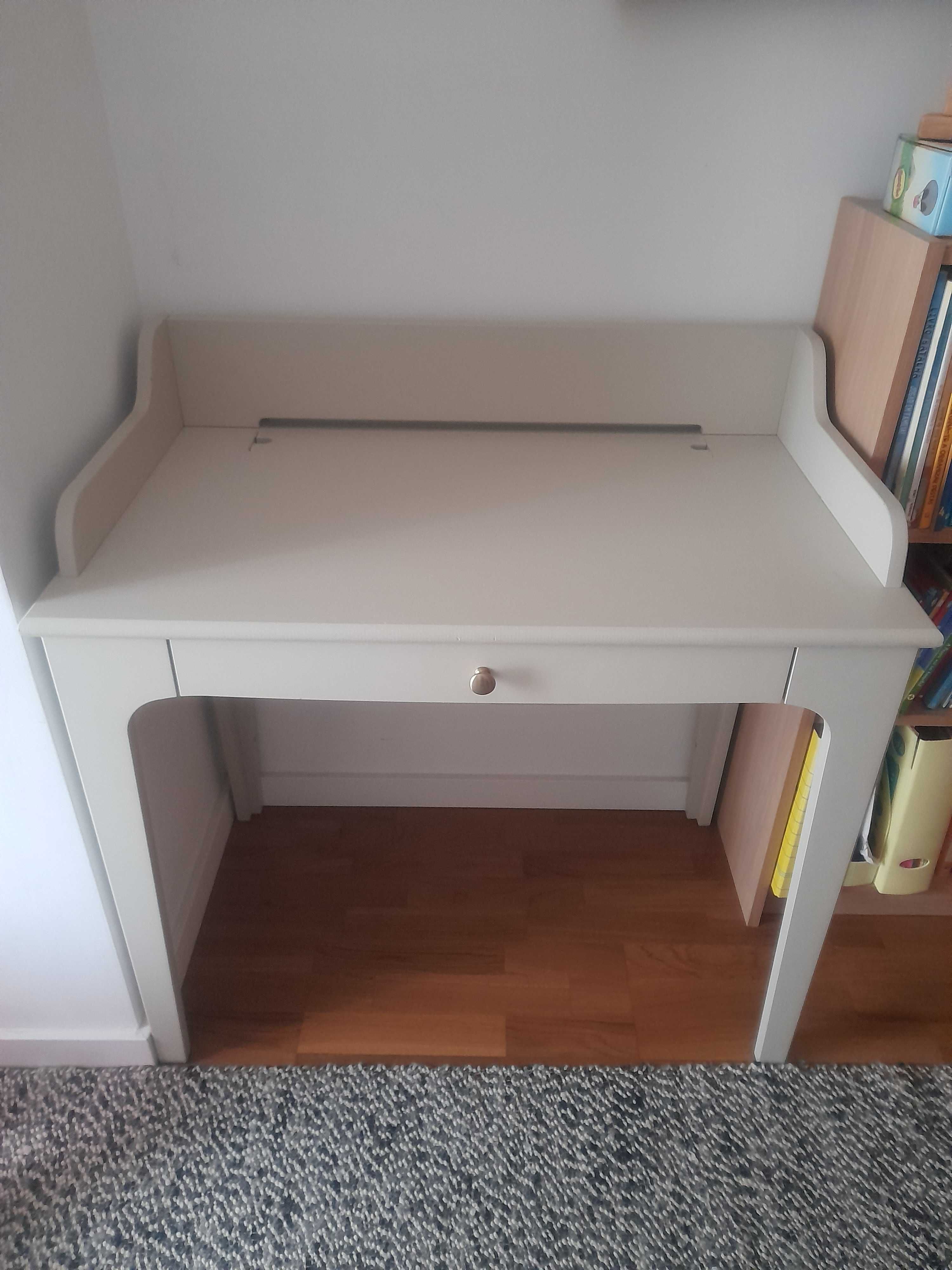 Secretária ikea Lommarp