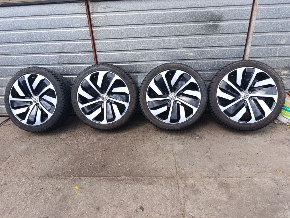 Volkswagen Arteon Passat R line felgi 19 cali z Niemiec ładny stan