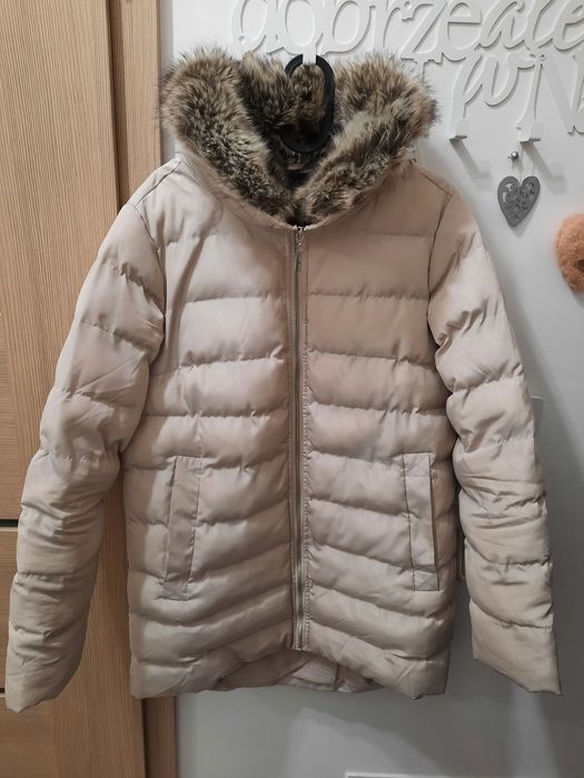 Kurtka damska Carry ocieplana. Rozmiar M / L .