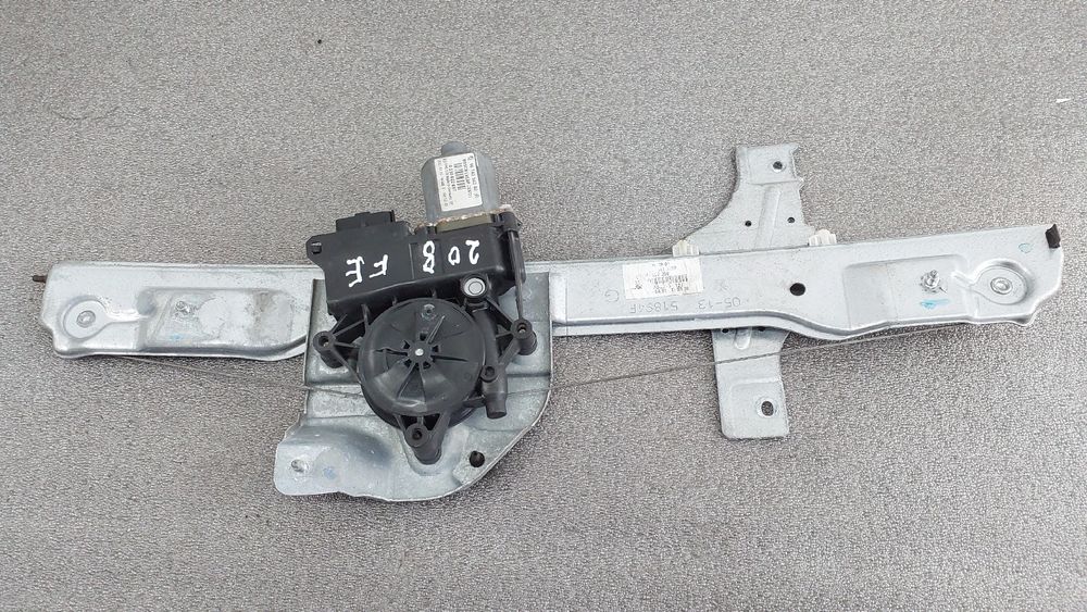 Elevador vidros frente esquerdo PEUGEOT 208