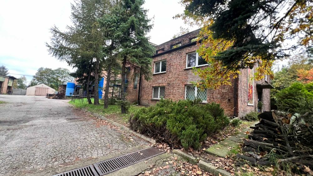 Hala produkcyjna 600 m² z biurem i mieszkaniem • działka 3500 m²