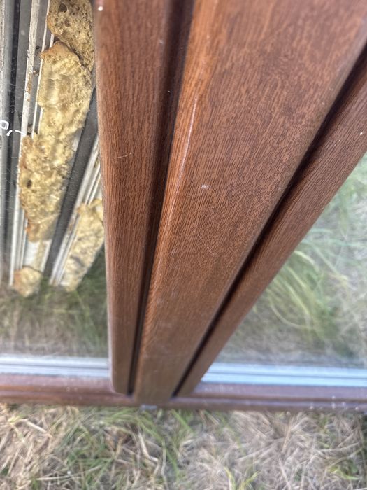 1x okno orzech pcv plastikowe 146x96 rozwiew uchylne (transport, 90)