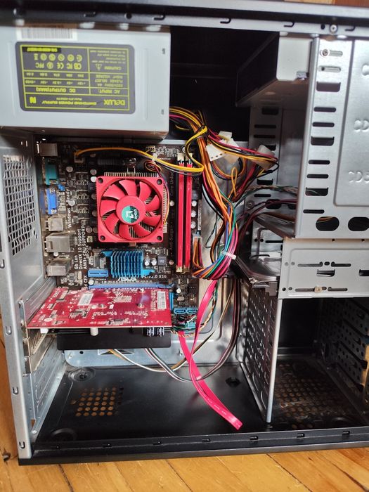 Комплектуючі для комп'ютера відеокарта процесор ssd плата блок живленн