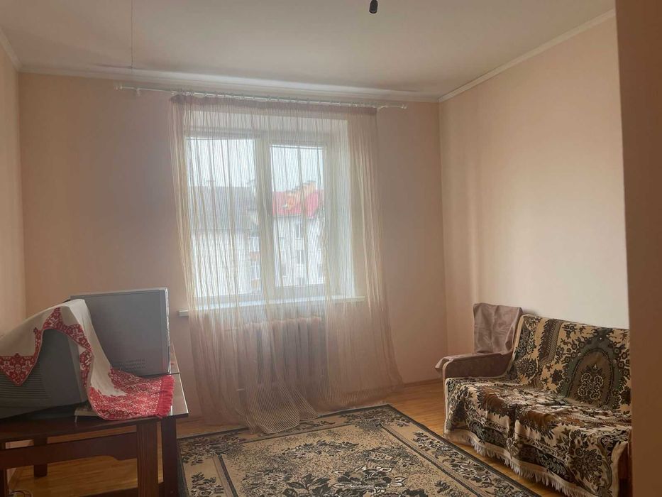 Продам 4-кім. квартиру, вул. Рубчака