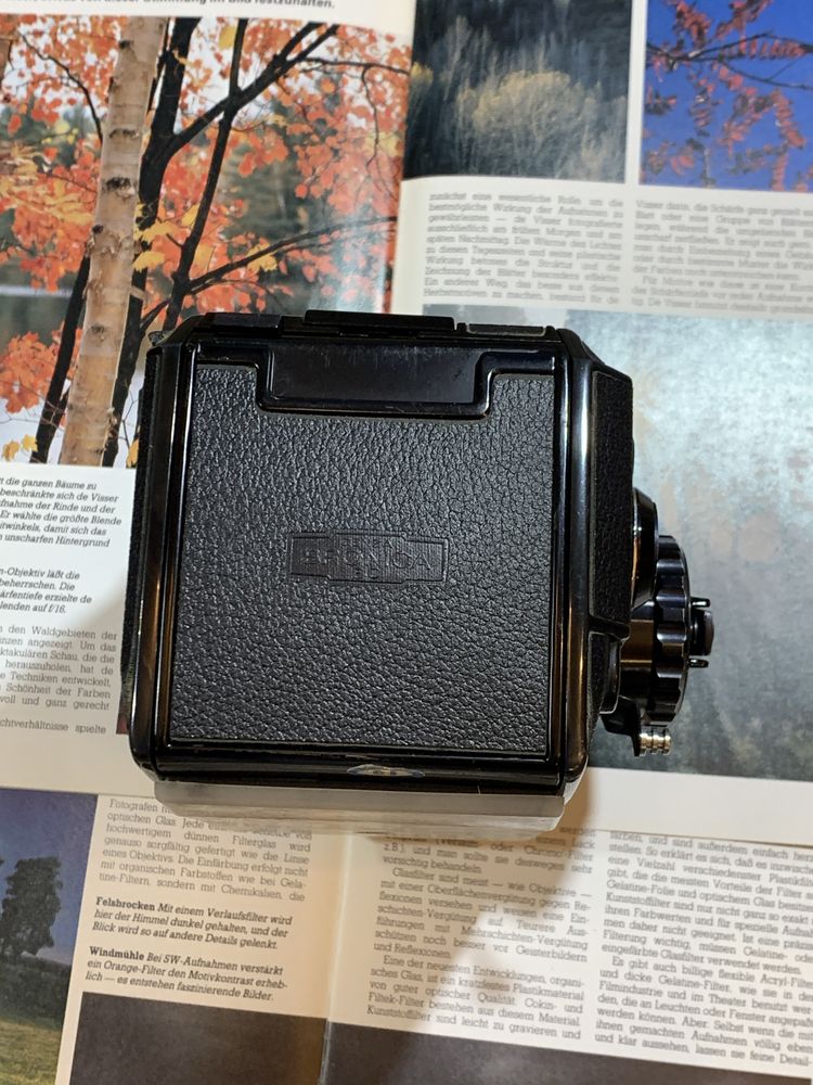 Bronica EC with Zenzanon MC 80mm f2.4 (дуже рідкісний обʼєктив)