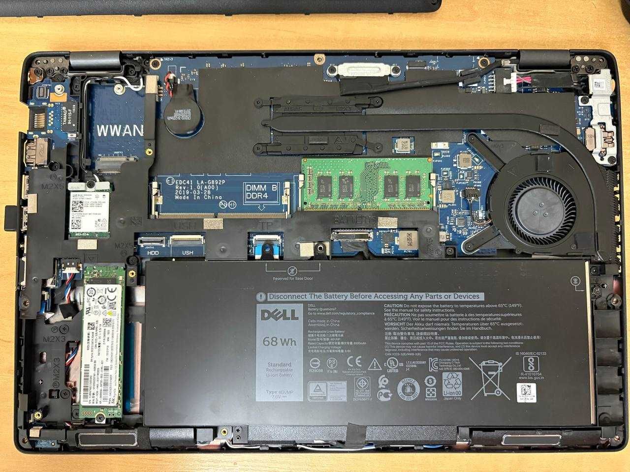 Ноутбук Dell Precision 5400 14 "FHD IPS/i7-8665/8 DDR4/256ssd/підсвітк