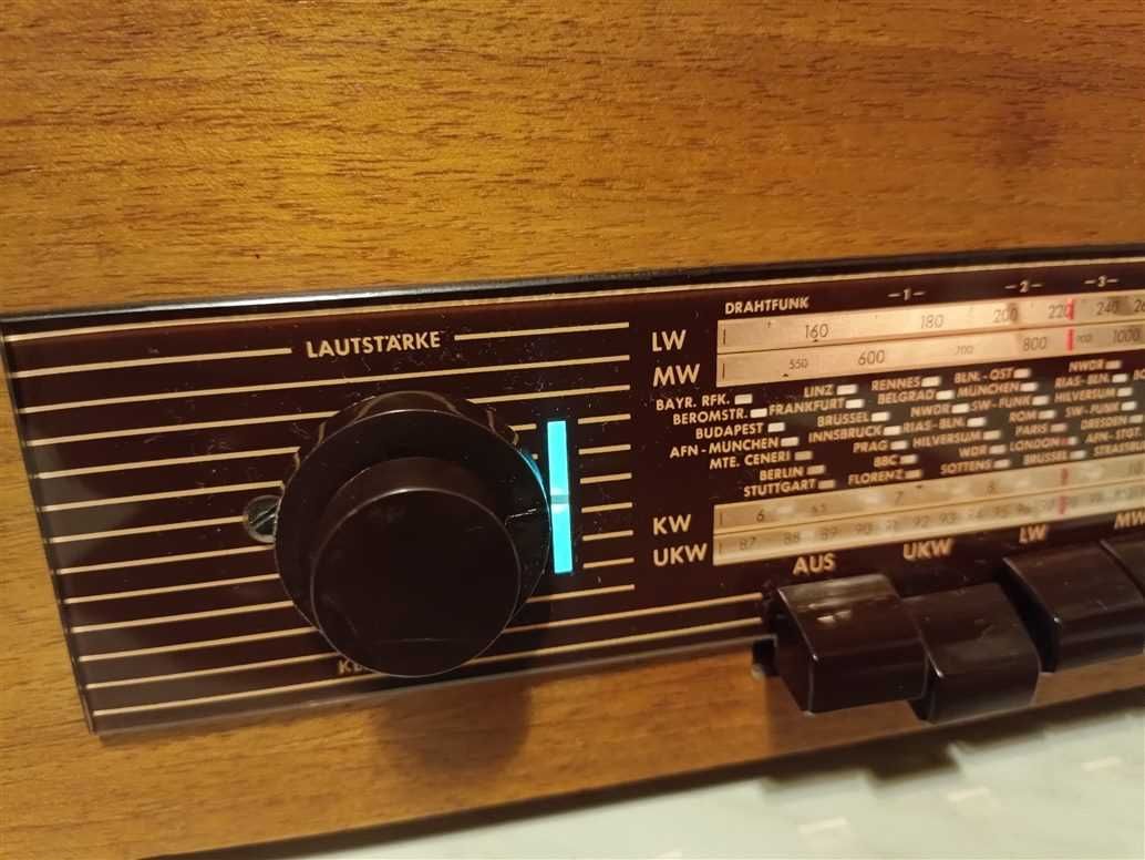 Radio lampowe Quelle Simonetta z lat 60