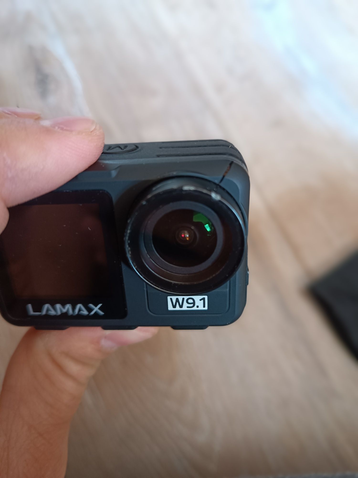 Kamerka sportowa Lamax W9.1 wraz z akcesoriami