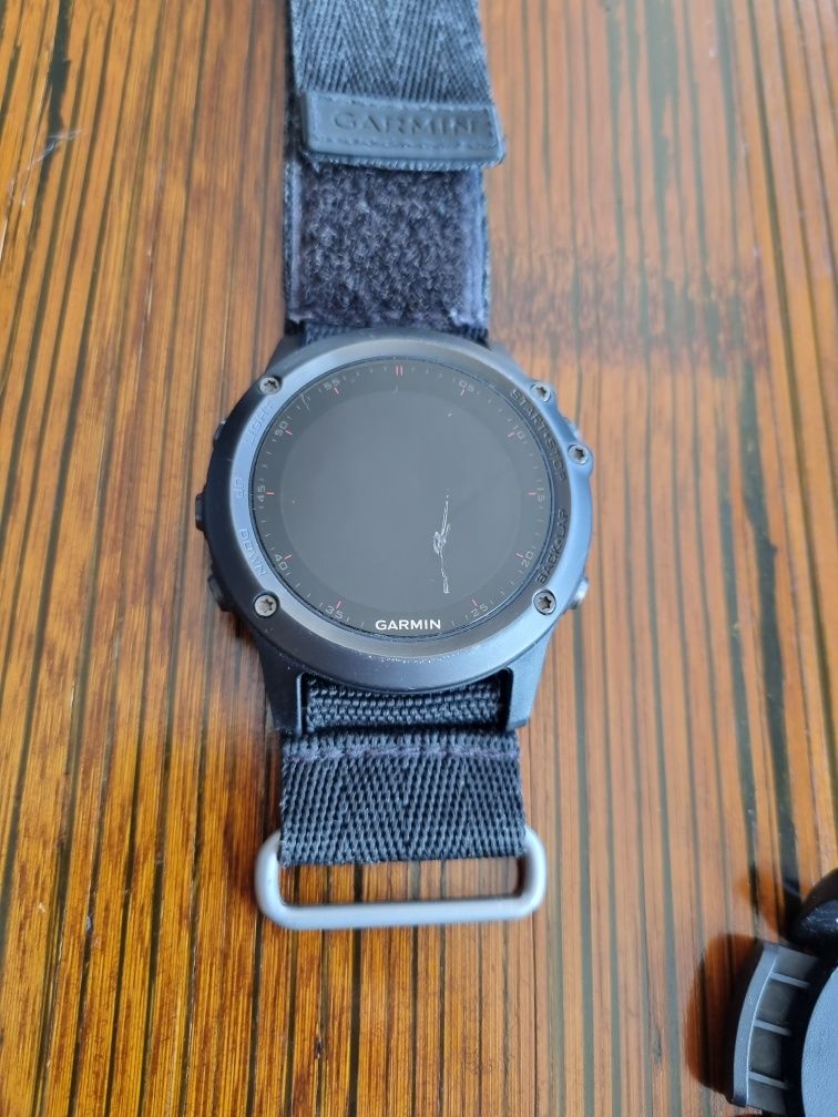 Relógio Garmin Fenix 3 com banda HR