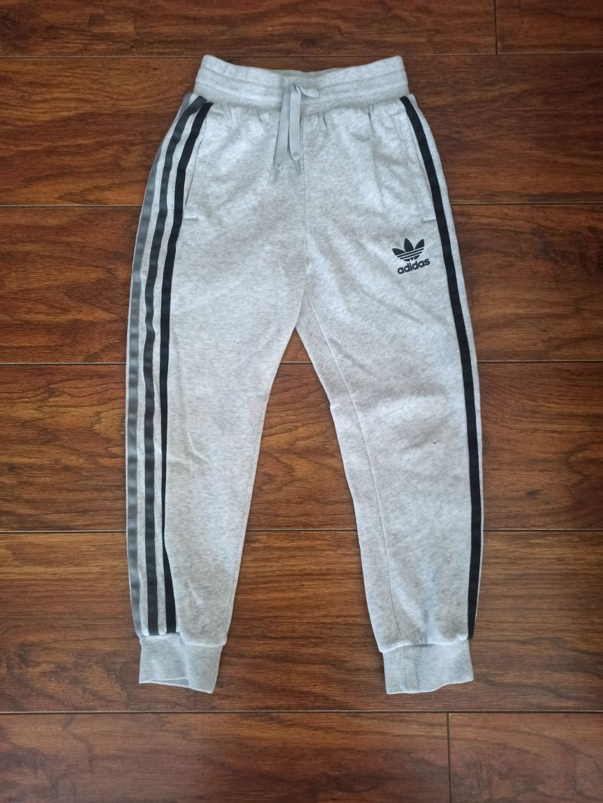 Stare Dresy Adidas 7-8 lat