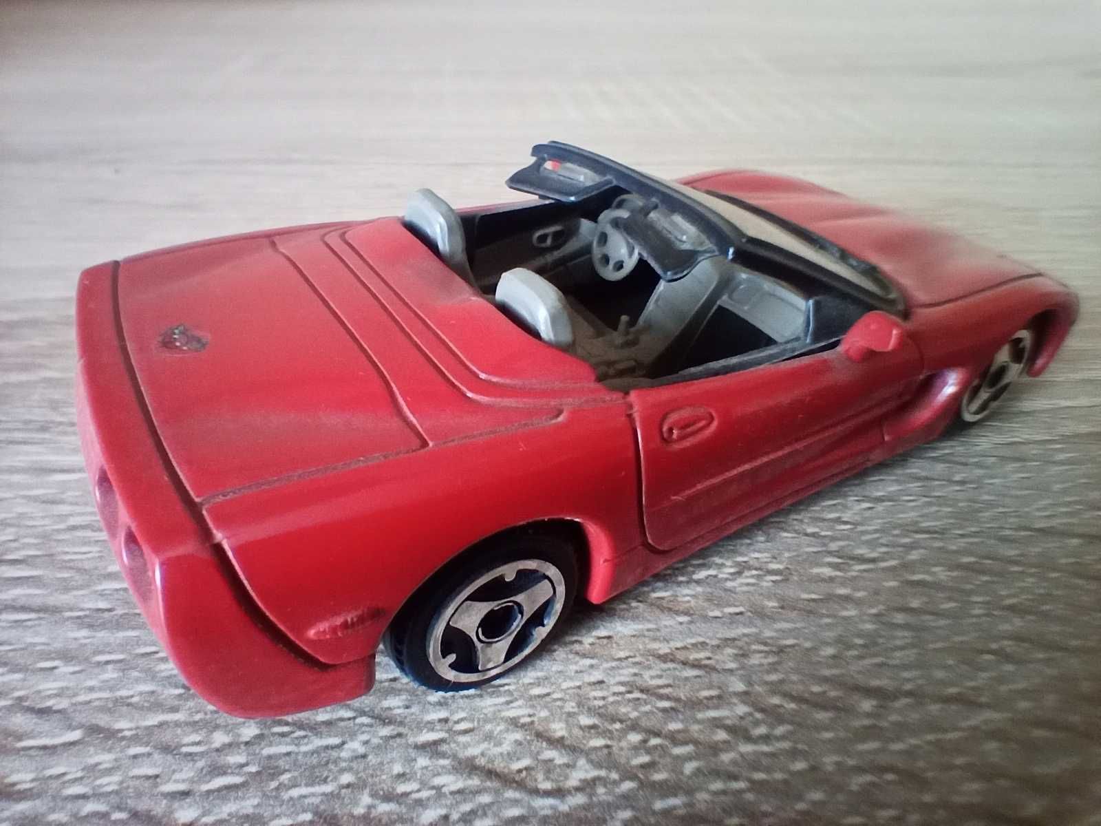 Model Chevrolet Corvette od Bburago - skala 1:43