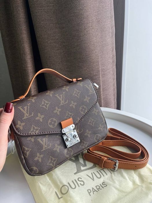 Сумка Louise Vuitton