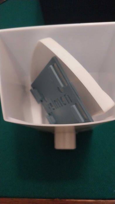 Dozownik mydła w płynie 500ml Model TL02