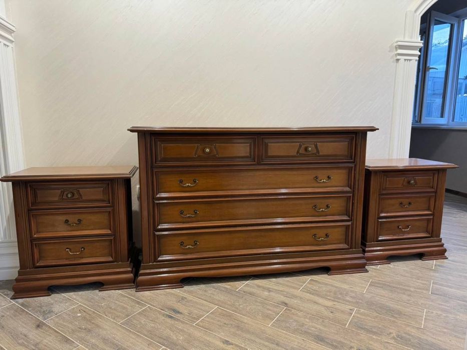 Меблі дубові з НІмеччини