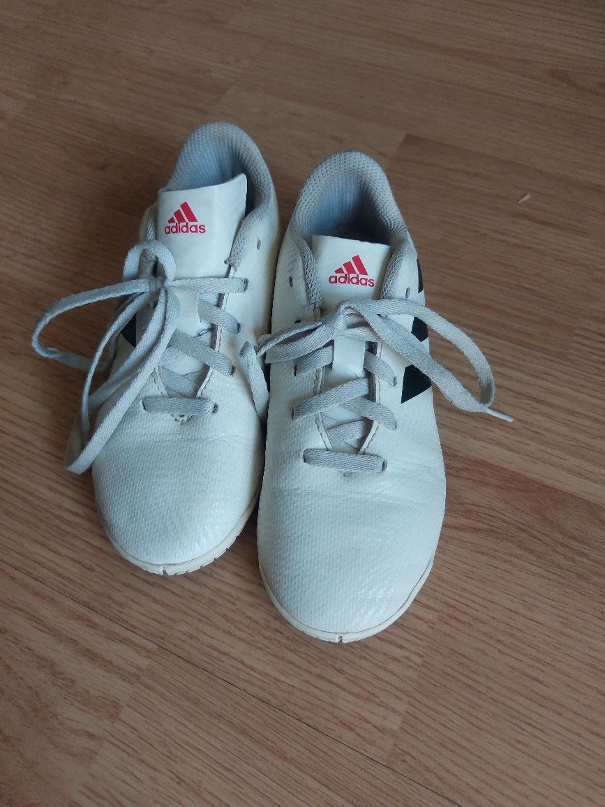 Buty dziecięce ADIDAS 30