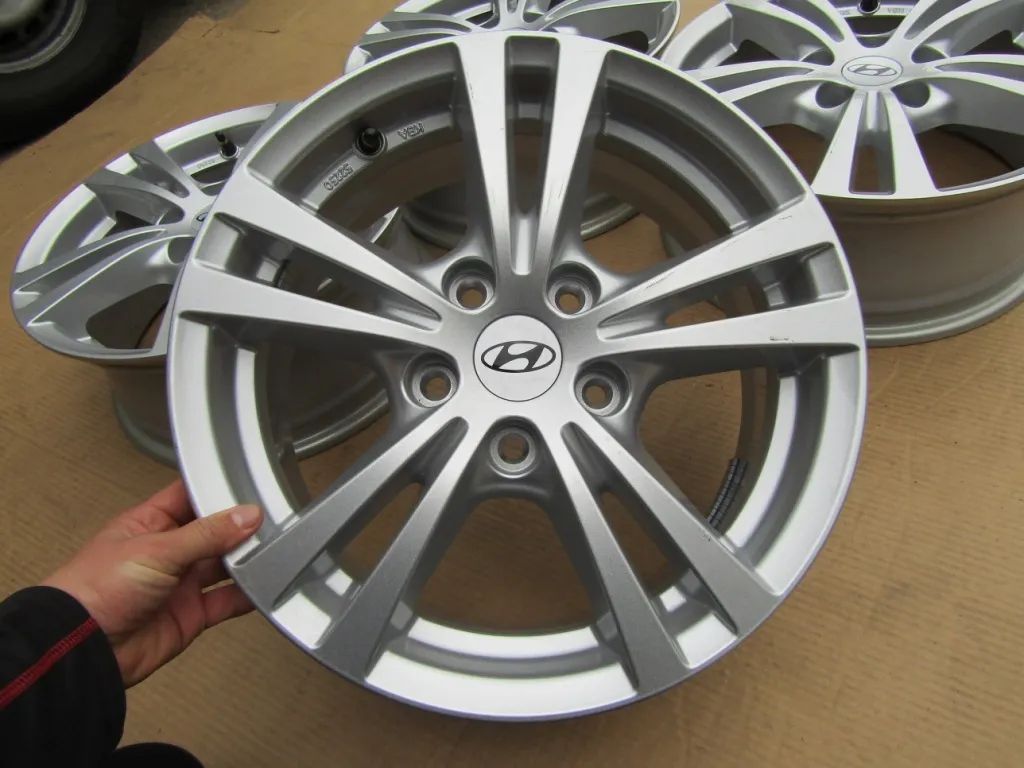 4x Felgi 16 Hyundai i30 I II III ix35 ix20 ix25 Tucson Kia + czujniki TPMS