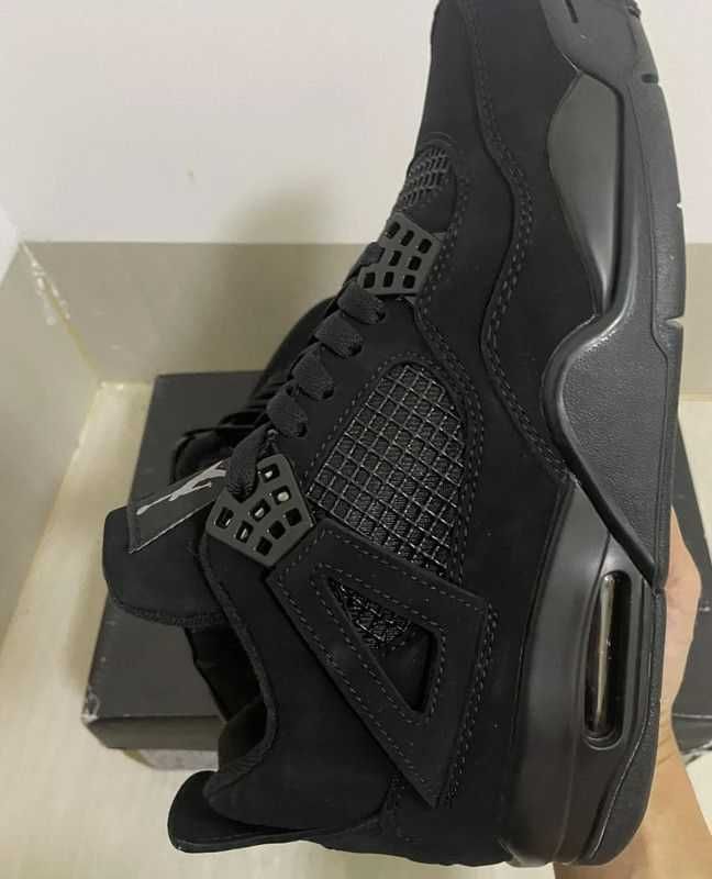 Trampki/Jordan.4/Retro/Czarny;Kot R.46