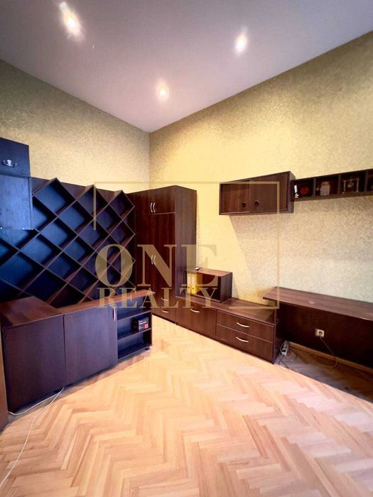 Довготривала оренда 3к Центр, метро Олімпійська, Євроремонт, БЕЗ %%%