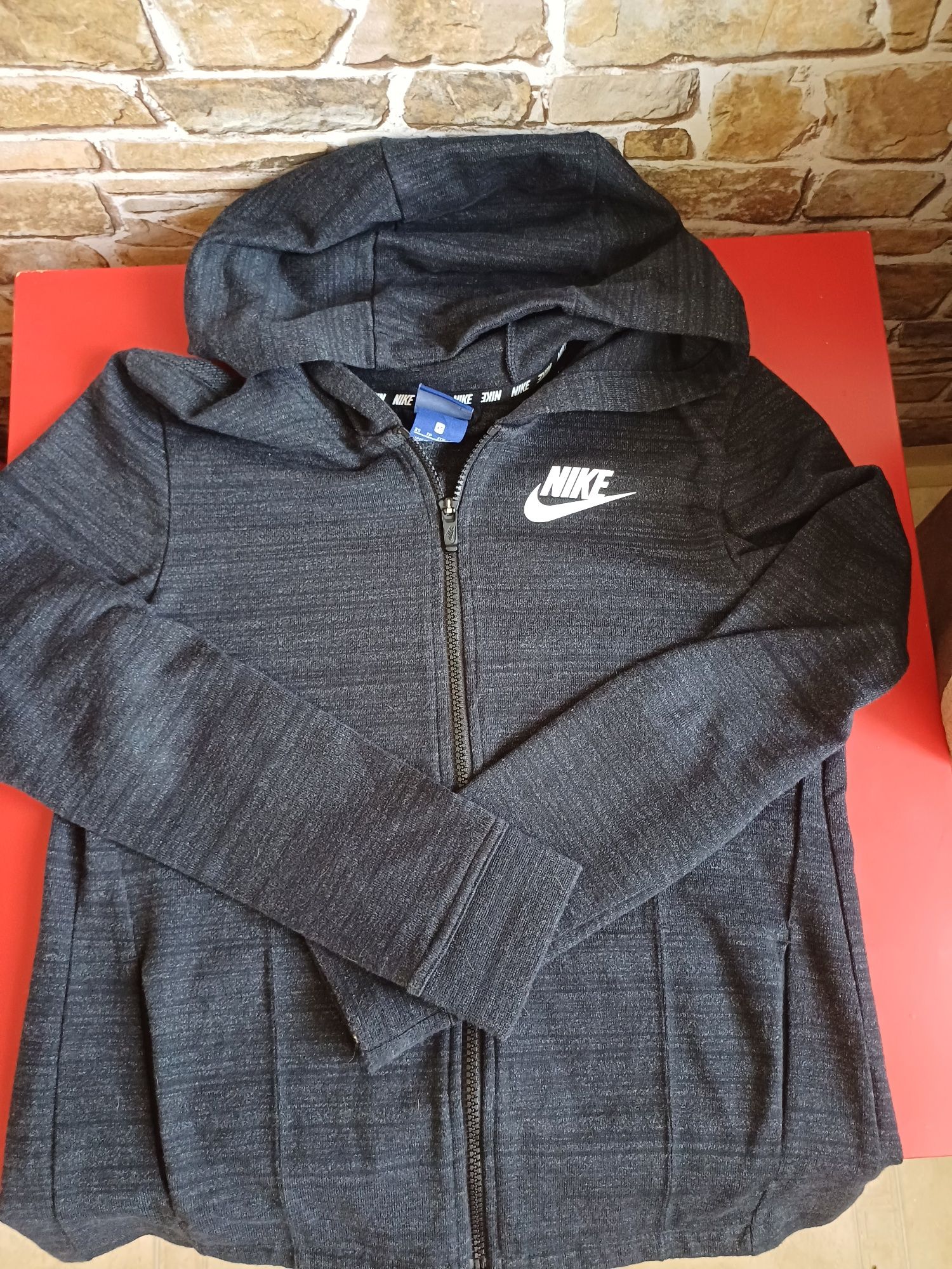 Bluza Nike z kapturem