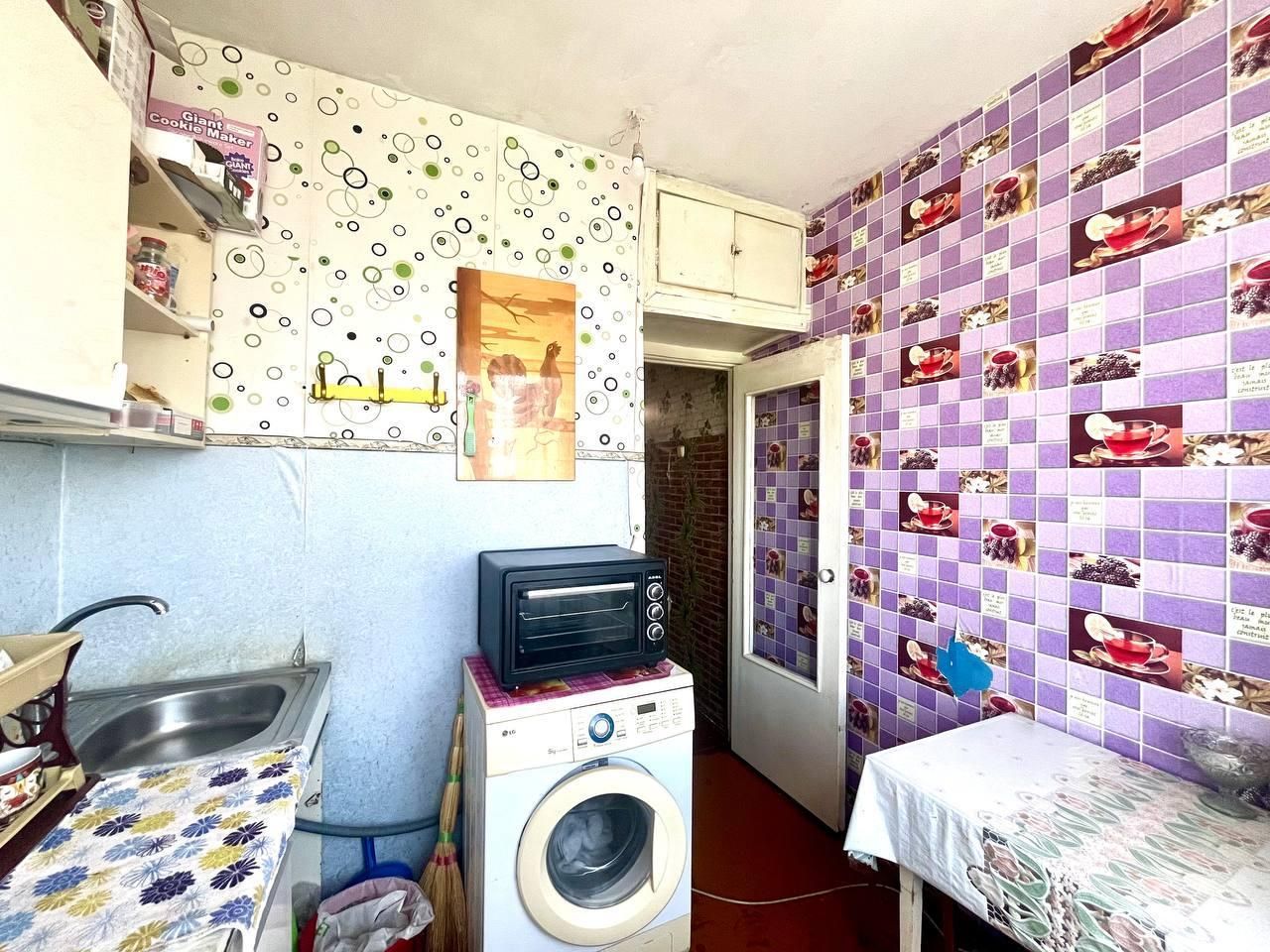 Продам 3-кім. квартиру на Олексіївці, пр. Перемоги, 48, М Перемога