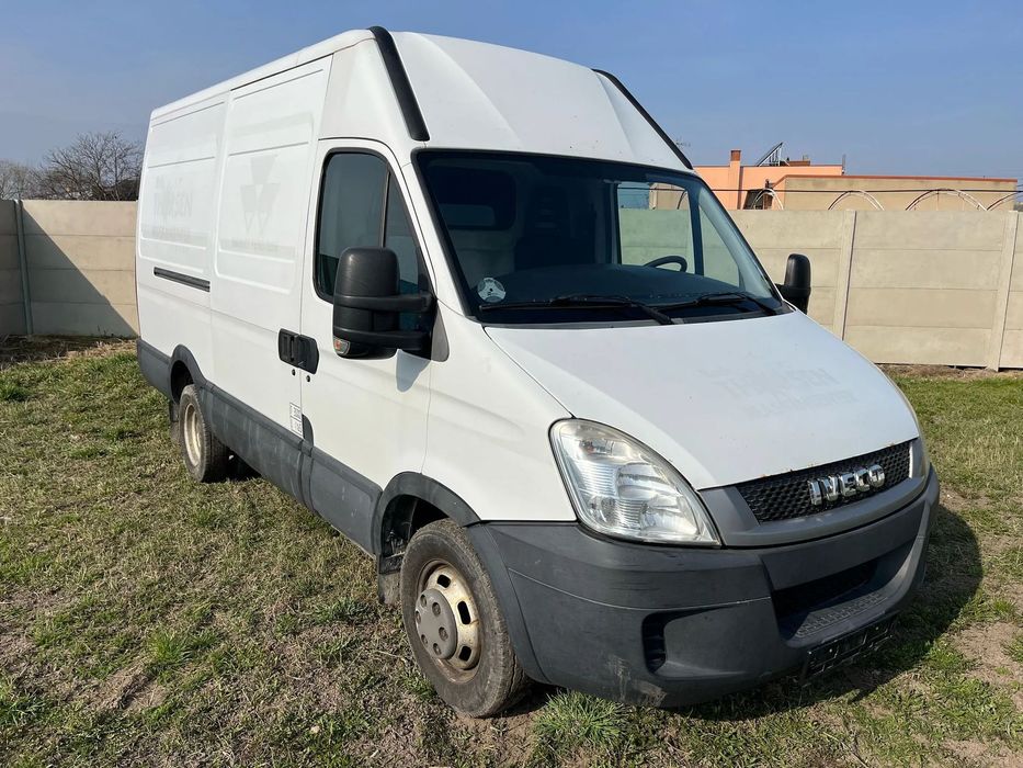 Iveco Daily 35c  3.0 180KM bliźniak pompowany fotel klima vebasto tempomat