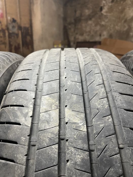 Літня гума 245 50 20