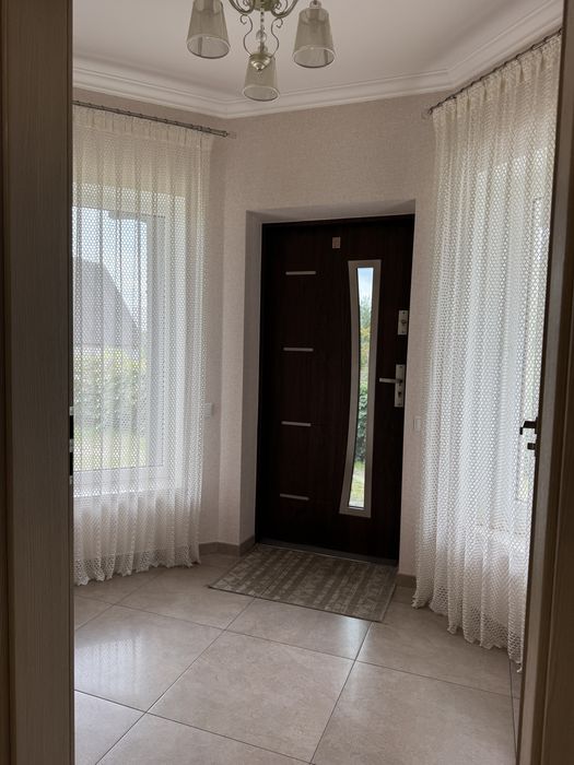 Сучасний будинок / Ковель/вул.Гонти