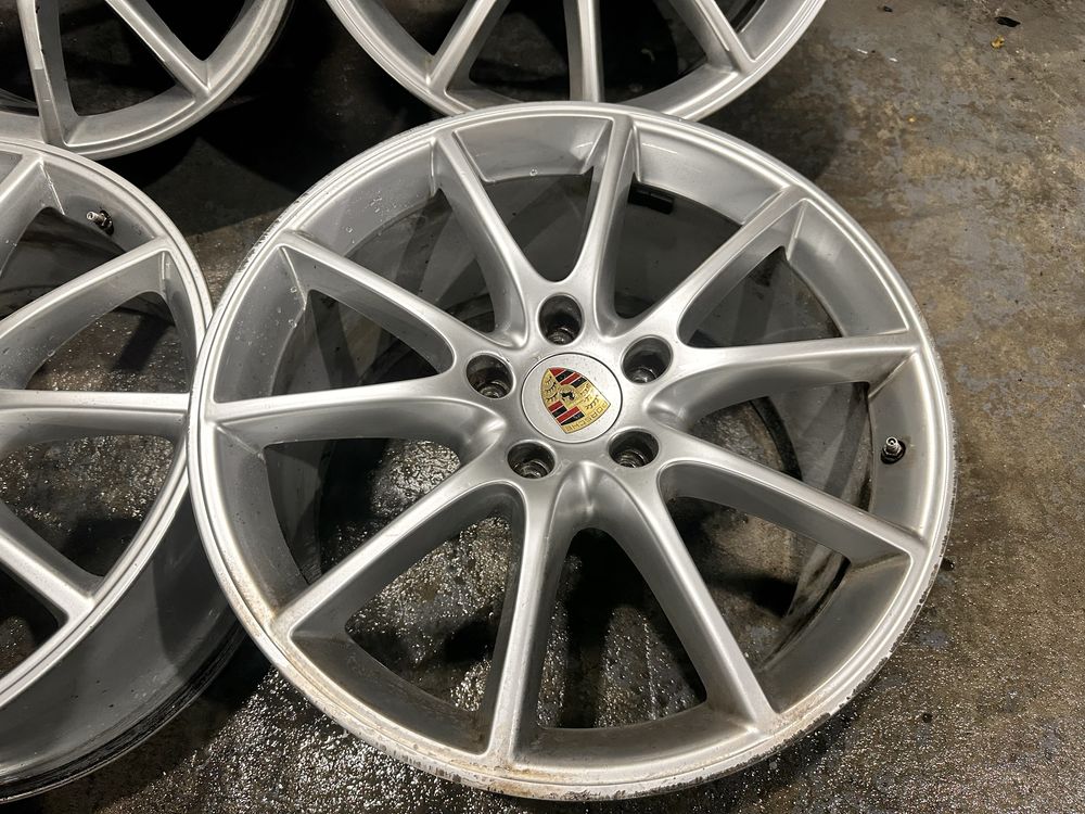 Оригинальные диски porsche R20 design 3