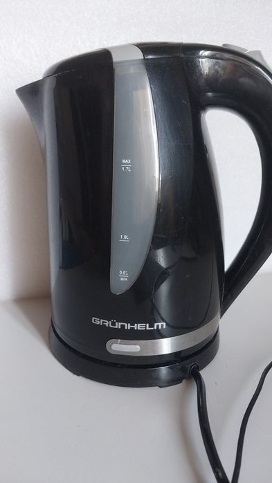 Продам чайник  Grunhelm 1.7 литра