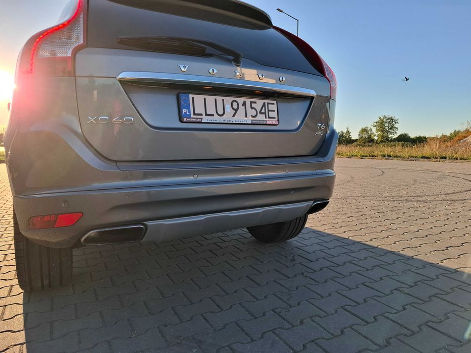 VOLVO XC60 2.0 T6