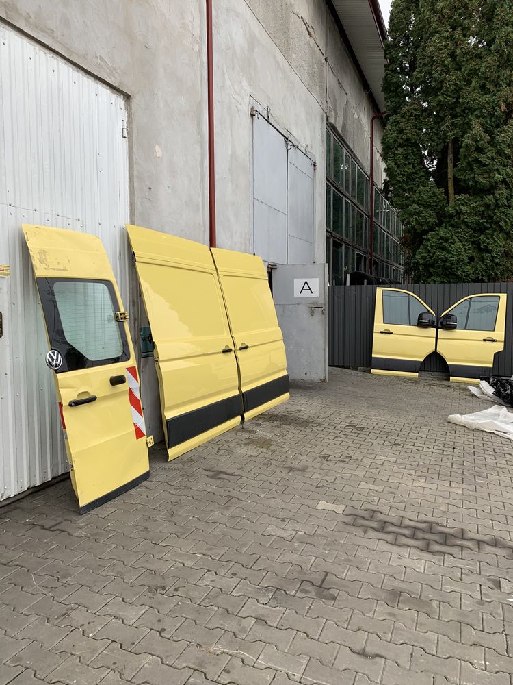 Двері бокові виїзні високі жовті Відсувні Крафтер новий VW Crafter 2