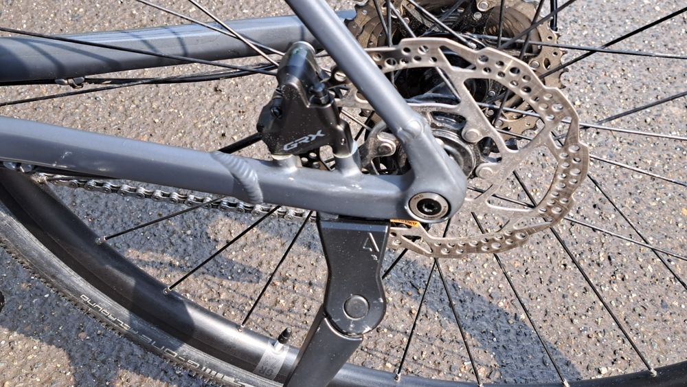 Rower gravel Cube 28"