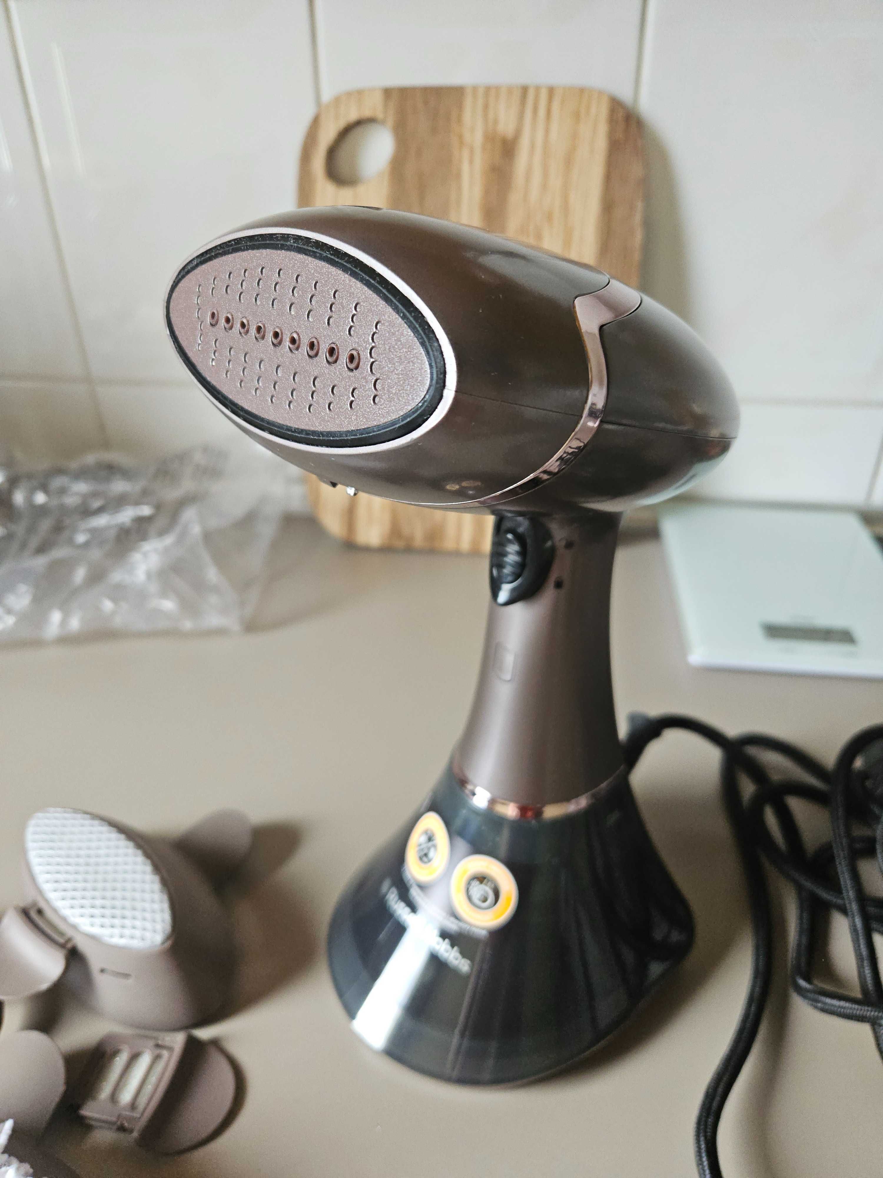 Parownica Russell Hobbs Aroma 1800W 32g/min