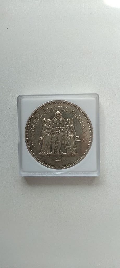Продам 2,10 і 50 франків срібло.