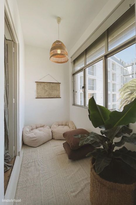 Quarto - localizado em Santo Ildefonso Porto