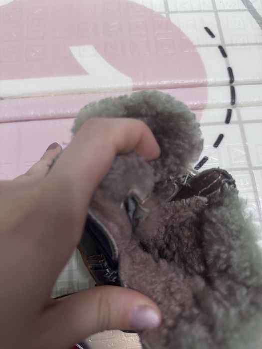 Зимове дитяче взуття