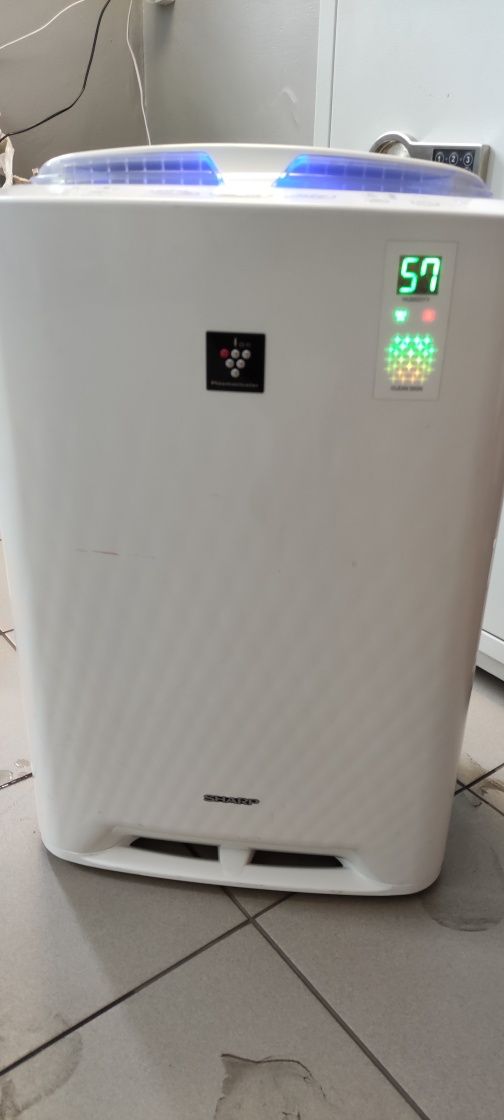 Oczyszcza z powietrza Sharp kcA60EUW