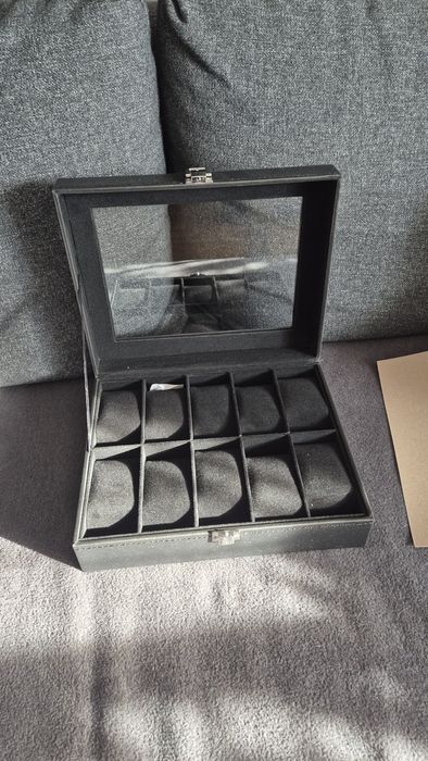 Pudełko etui na zegarki