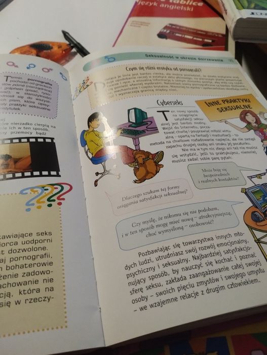 Książka Abc dojrzewania. Poradnik dla nastolatków